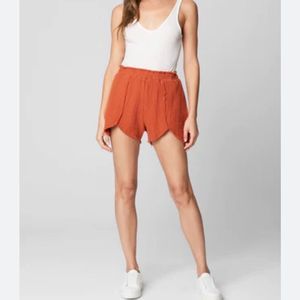 New Blank NYC Sunset Escape Short L